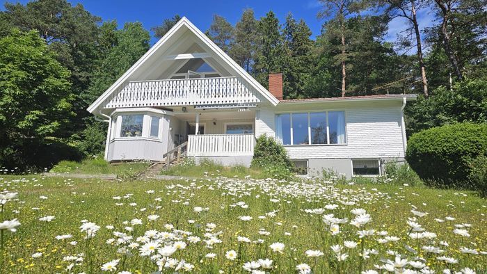 Fridfullt boende nära hav och skog | SE09158
