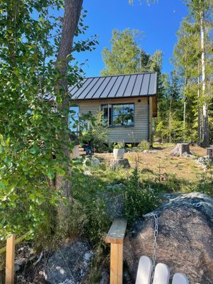 Bild 3 på Idylliskt sommarhus på ö i skyddad skärgårdsmiljö