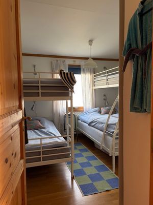 Rymligt stuga 150 m från barnvänlig sandstrand - Bild 13