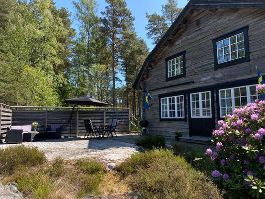Bild 4 på Timbra Utö. Badrocksavstånd till fin sandstrand