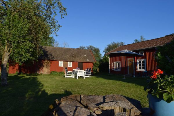 Hyr denna stuga i Ronneby på 130 m². 9-11 sängplatser. Från 7 000 kr per vecka. Se bilder och tillgänglighet här.