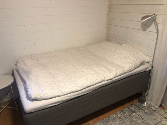 Liten stuga på landet nära stan. - Bild 6