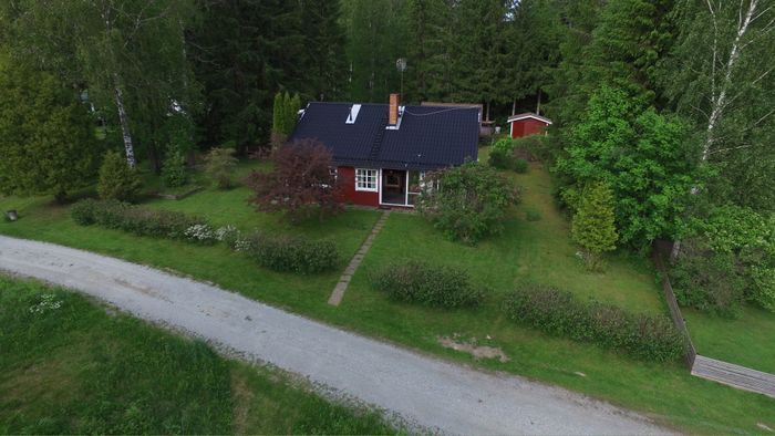 Hyr denna stuga i Fagersta på 125 m². 4 sängplatser. Från 1 177 kr per dag. Se bilder och tillgänglighet här.