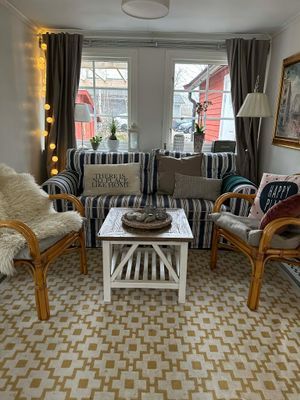 Bild 3 på Mysig stuga nära natur med altan & trädgård