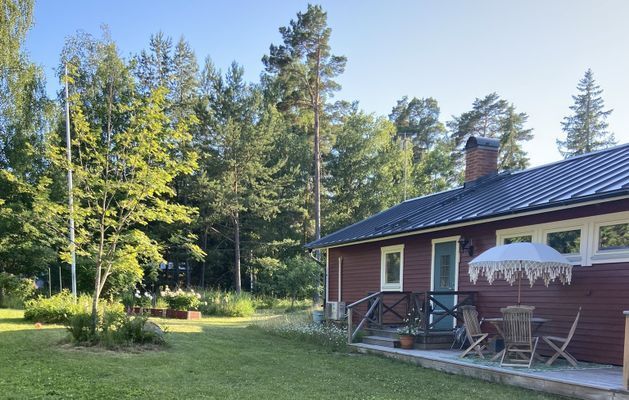 Mysigt fritidshus med egen brygga - Bild 9