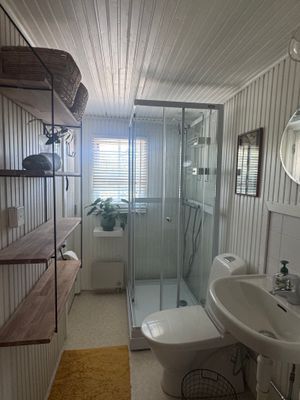 Vacker stuga med magisk utsikt, spabad och bastu - Bild 15