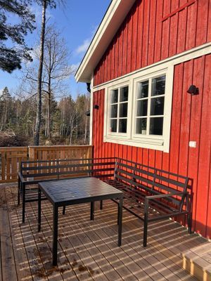 Stuga nära skog och sjö - Bild 7