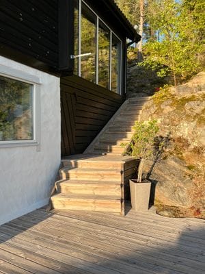 Unik timmerstuga vid Vänerns strand - Bild 40