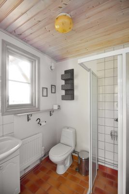 Gäststuga med altan - Bild 6