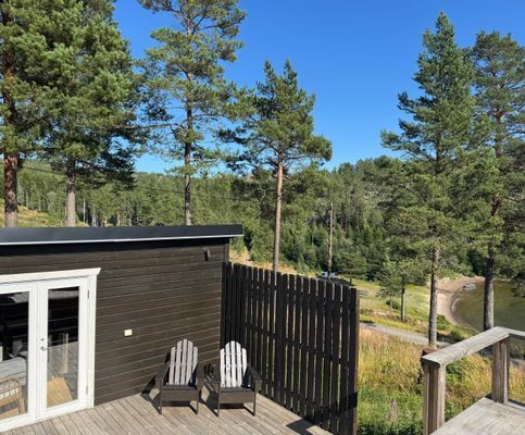 Bild 3 på Vacker stuga med magisk utsikt, spabad och bastu