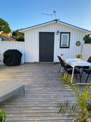 Stuga med sjöutsikt över vackra sjön Säven
