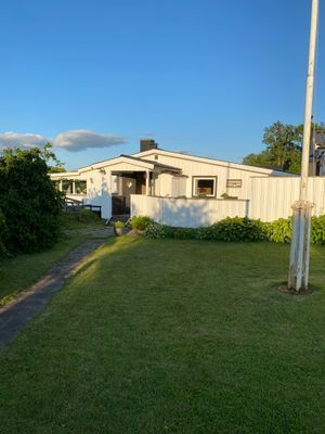 Hyr denna stuga i Borås på 61 m². 5 sängplatser. Från 6 500 kr per vecka. Se bilder och tillgänglighet här.