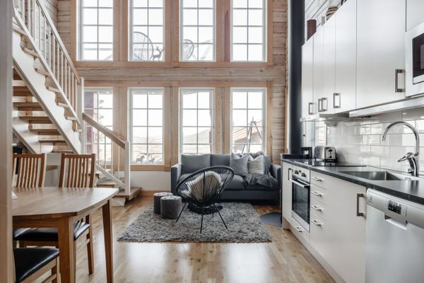 Naturnära fjällstuga i Stöten (10+2 bäddar)