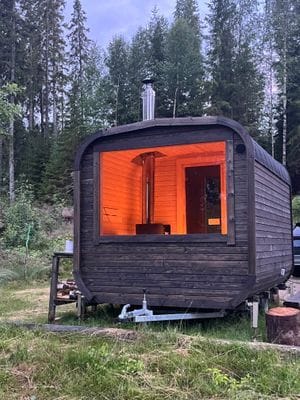 Bild 3 på Fäbodvall vid skog och sjö med enskilt läge
