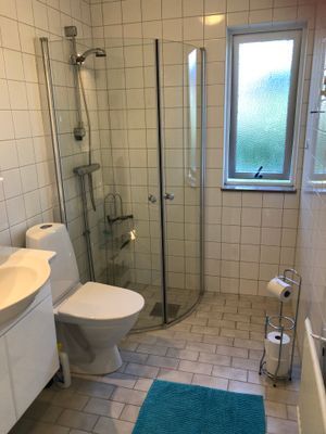 Strandnära i centrala Ljugarn - Bild 7