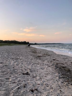 Hyr denna stuga i Ljugarn på 45 m². 4-5 sängplatser. Pris ej tillgängligt. Se bilder och tillgänglighet här.