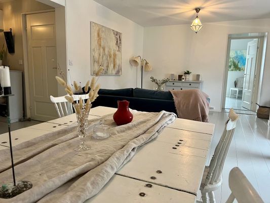 Bild 4 på Lägenhet med havsutsikt i anrik byggnad i Vaxholm
