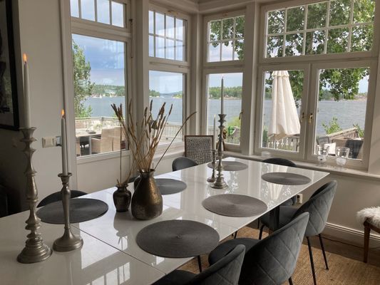 Lillsved Värmdö. Grosshandlarvilla på stor sjötomt - Bild 12