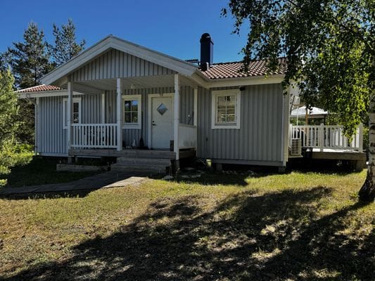 Hus i Tofta – 5 bäddar och 700 m till stranden