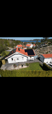 Hyr denna stuga i Sverige på 80 m². 10 sängplatser. Från 22 000 kr per vecka. Se bilder och tillgänglighet här.