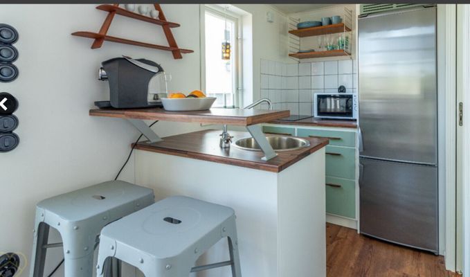 Stort strandnära sommarhus med härlig trädgård - Bild 60