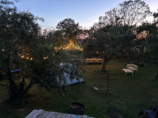 Lantlig kalkstensgård nära både Tofta och Visby - Bild 16