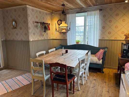 Bild 3 på Lantlig kalkstensgård nära både Tofta och Visby