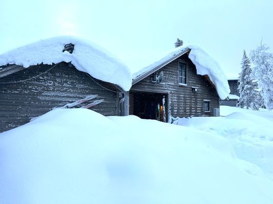 Bild 3 på Nybyggd fjällstuga i Bydalen, ski-in-ski-out!