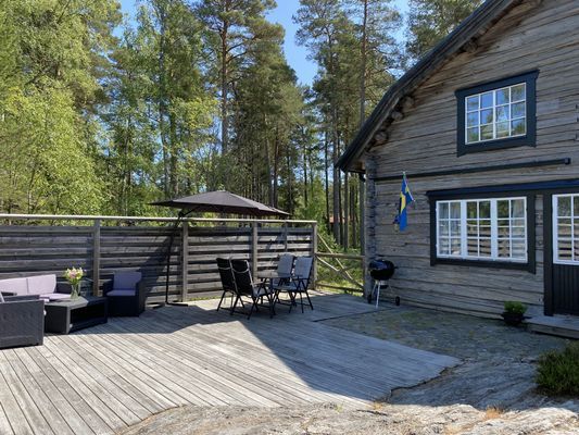 Bild 3 på Timbra Utö. Badrocksavstånd till fin sandstrand