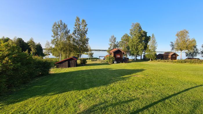 Charmig stuga vid vattnet i Gesunda - Bild 8