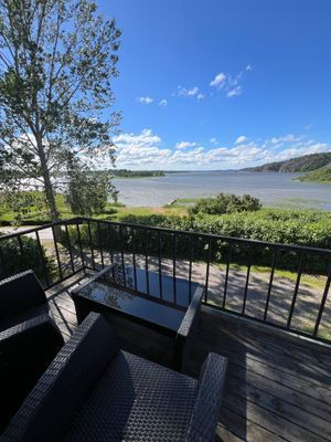 Torp vid vattnet, kvällssol, egen brygga och båt - Bild 23