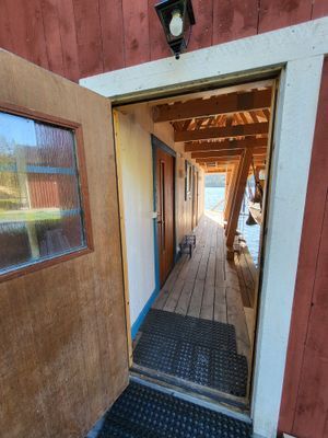 Sjöbod mitt i höga kustens äventyr - Bild 7