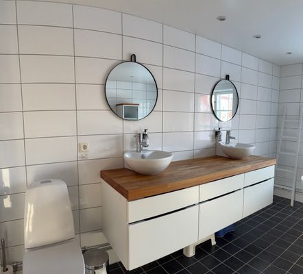 Mysig stuga i byn Löa i Bergslagen - Bild 34