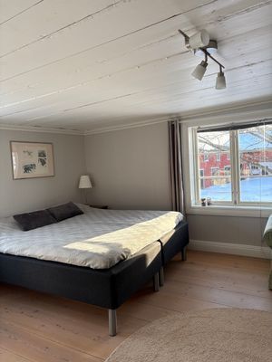 Mysig stuga i byn Löa i Bergslagen - Bild 50