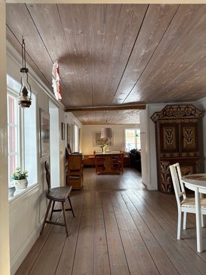 Mysig stuga i byn Löa i Bergslagen - Bild 65