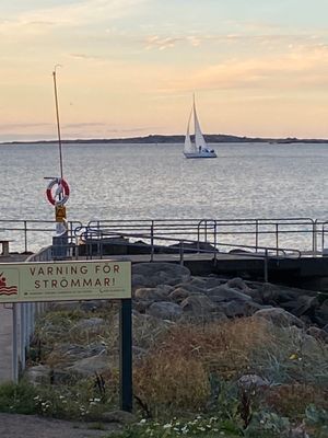 Hyr denna stuga i Varberg på 125 m². 6-8 sängplatser. Pris ej tillgängligt. Se bilder och tillgänglighet här.