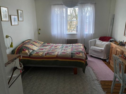 Charmigt hus vid havet