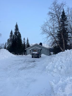 Bild 4 på Drömstuga i Marsliden -sjöutsikt, bastu, och kamin