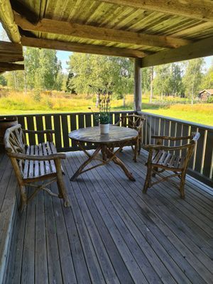 Stuga i naturskön omgivning. - Bild 14