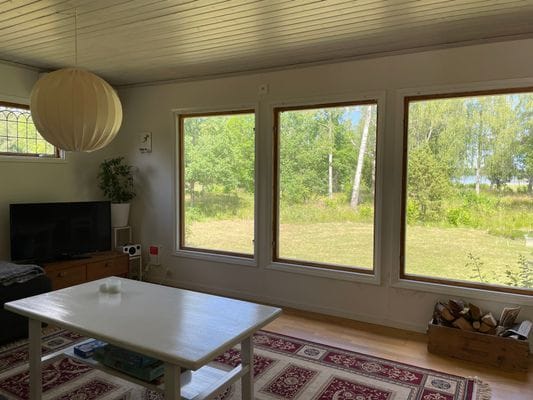 Bild 4 på Stuga i Roslagen nära Herräng Dancecamp och havet.