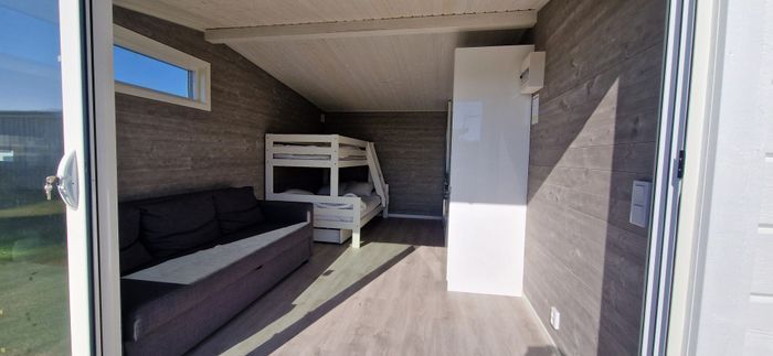 Strandnära nybyggd badstuga med fantastiskt läge - Bild 7