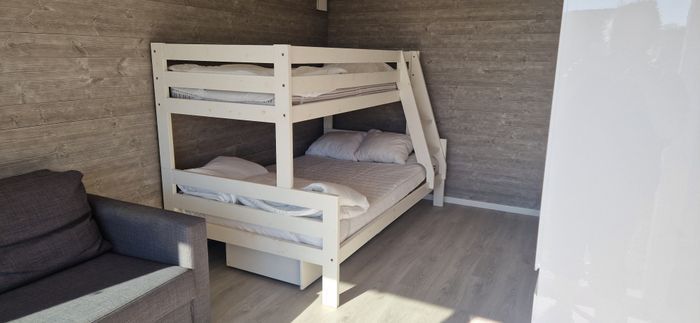 Strandnära nybyggd badstuga med fantastiskt läge - Bild 6