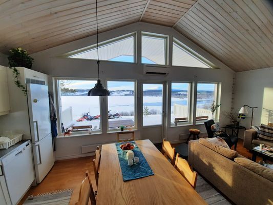 Mysig fjällnära stuga