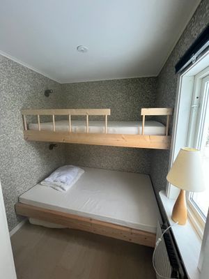 Nyrenoverad stuga vid Vänerns kant - Bild 7