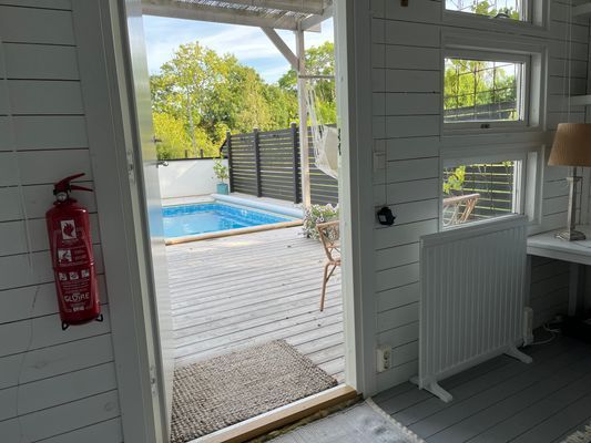 Modernt hus i Torslunda med pool - Bild 38