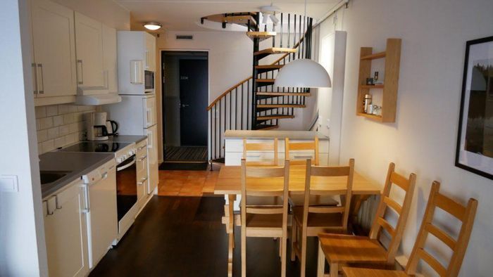 Hyr denna stuga i Sälen på 57 m². 4-6 sängplatser. Från 3 900 kr per vecka. Se bilder och tillgänglighet här.