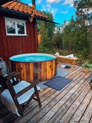 Lantlig pärla med bastu, spabad och naturnära läge - Bild 74