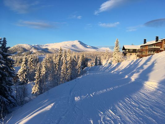 Hyr denna stuga i Åre på 95 m². 8 sängplatser. Pris ej tillgängligt. Se bilder och tillgänglighet här.