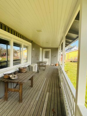 Strandnära hus centralt beläget i Byxelkrok - Bild 11