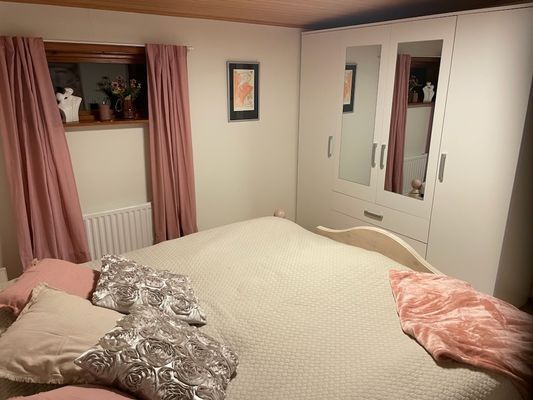 Bild 4 på Nyrenoverad stuga i naturskönt läge.